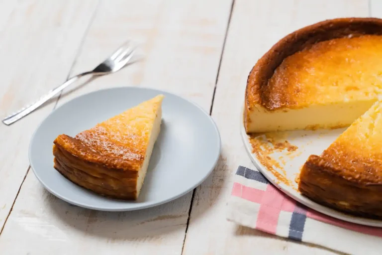 Flan vanillé sur son lit de pommes caramélisées